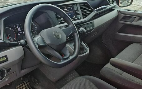 Volkswagen Transporter T6 рестайлинг, 2021 год, 4 800 000 рублей, 15 фотография