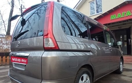 Nissan Serena III, 2005 год, 900 000 рублей, 11 фотография