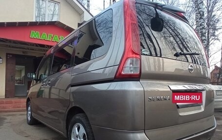 Nissan Serena III, 2005 год, 900 000 рублей, 12 фотография