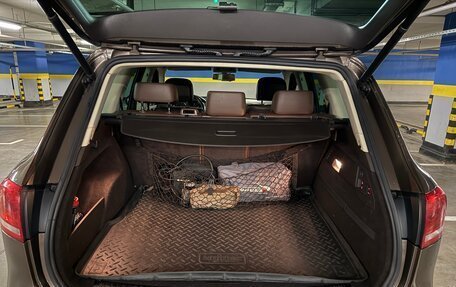 Volkswagen Touareg III, 2011 год, 2 200 000 рублей, 11 фотография