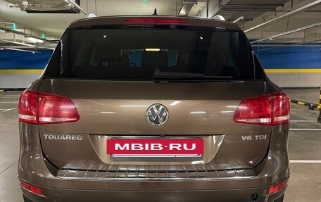 Volkswagen Touareg III, 2011 год, 2 200 000 рублей, 3 фотография