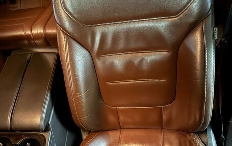 Volkswagen Touareg III, 2011 год, 2 200 000 рублей, 12 фотография