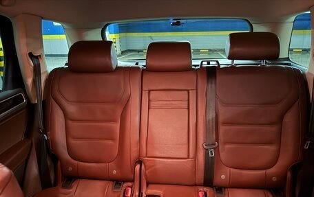 Volkswagen Touareg III, 2011 год, 2 200 000 рублей, 14 фотография