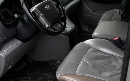 Hyundai Grand Starex Grand Starex I рестайлинг 2, 2014 год, 2 100 000 рублей, 5 фотография