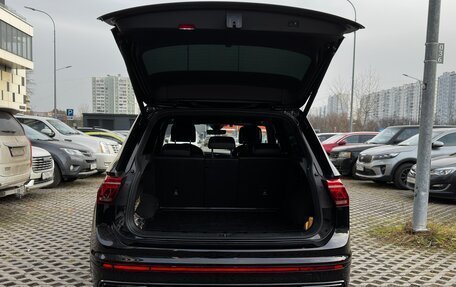 Volkswagen Tiguan II, 2021 год, 3 800 000 рублей, 11 фотография