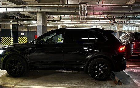 Volkswagen Tiguan II, 2021 год, 3 800 000 рублей, 5 фотография