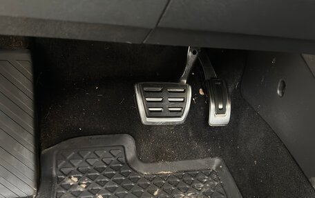 Volkswagen Tiguan II, 2021 год, 3 800 000 рублей, 13 фотография