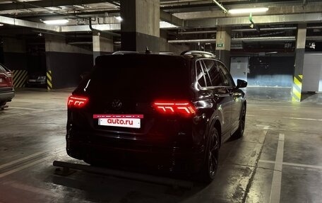 Volkswagen Tiguan II, 2021 год, 3 800 000 рублей, 3 фотография