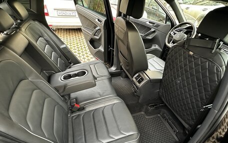 Volkswagen Tiguan II, 2021 год, 3 800 000 рублей, 17 фотография