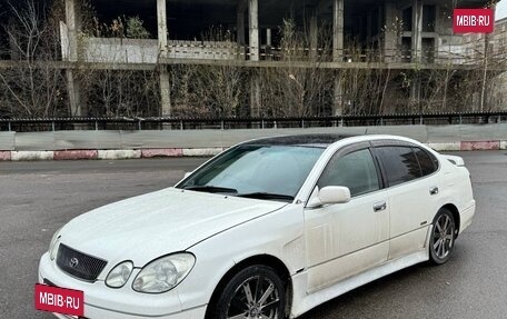 Lexus GS II рестайлинг, 2002 год, 550 000 рублей, 2 фотография