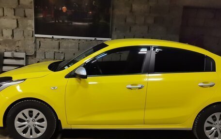 KIA Rio IV, 2020 год, 1 200 000 рублей, 2 фотография