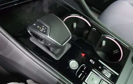 Volkswagen Touareg III, 2024 год, 8 050 143 рублей, 12 фотография