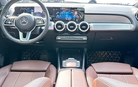 Mercedes-Benz GLB, 2022 год, 2 900 000 рублей, 12 фотография
