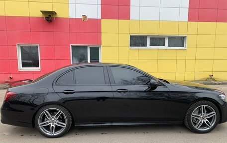 Mercedes-Benz E-Класс, 2019 год, 3 350 000 рублей, 8 фотография