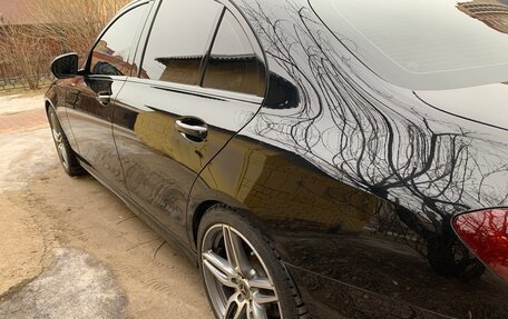 Mercedes-Benz E-Класс, 2019 год, 3 350 000 рублей, 15 фотография