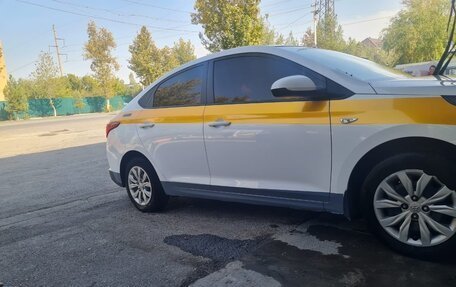 Hyundai Solaris II рестайлинг, 2022 год, 1 295 000 рублей, 5 фотография