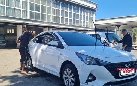 Hyundai Solaris II рестайлинг, 2022 год, 1 295 000 рублей, 3 фотография