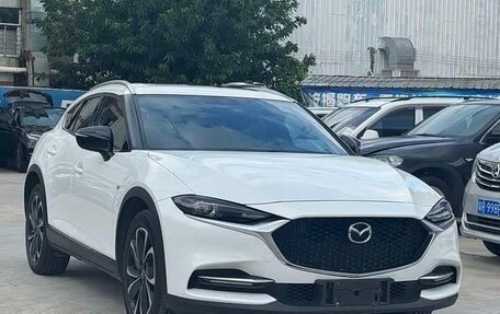 Mazda CX-4, 2021 год, 1 750 000 рублей, 3 фотография