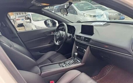 Mazda CX-4, 2021 год, 1 750 000 рублей, 12 фотография