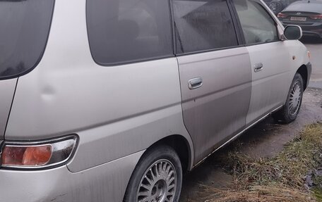 Toyota Gaia, 2002 год, 250 000 рублей, 1 фотография