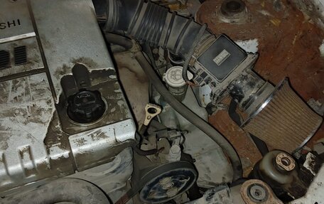 Mitsubishi Pajero iO, 1998 год, 200 000 рублей, 5 фотография