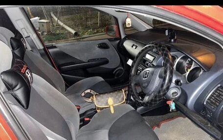 Honda Fit III, 2001 год, 300 000 рублей, 2 фотография