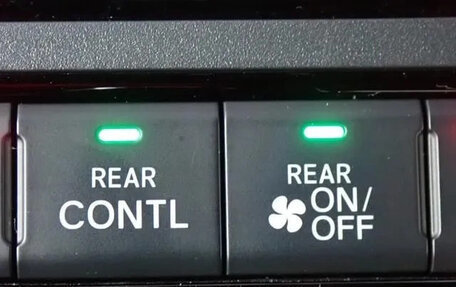 Honda Stepwgn, 2022 год, 2 450 125 рублей, 16 фотография