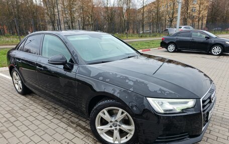 Audi A4, 2018 год, 1 965 000 рублей, 1 фотография