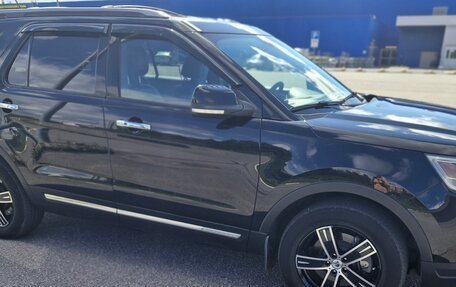 Ford Explorer VI, 2018 год, 3 350 000 рублей, 4 фотография