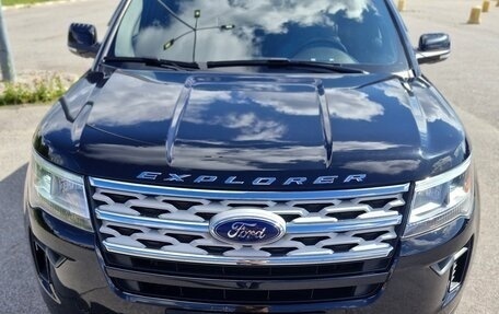 Ford Explorer VI, 2018 год, 3 350 000 рублей, 7 фотография