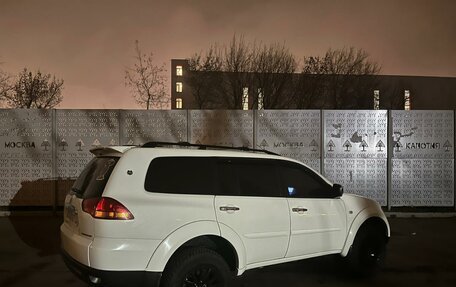 Mitsubishi Pajero Sport II рестайлинг, 2013 год, 1 860 000 рублей, 1 фотография