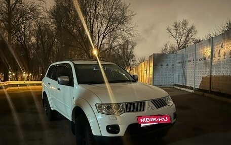 Mitsubishi Pajero Sport II рестайлинг, 2013 год, 1 860 000 рублей, 3 фотография