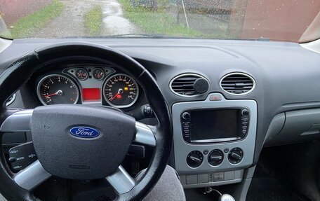 Ford Focus II рестайлинг, 2010 год, 550 000 рублей, 10 фотография