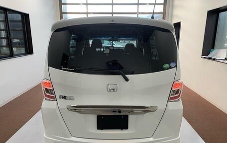 Honda Freed I, 2014 год, 743 000 рублей, 4 фотография