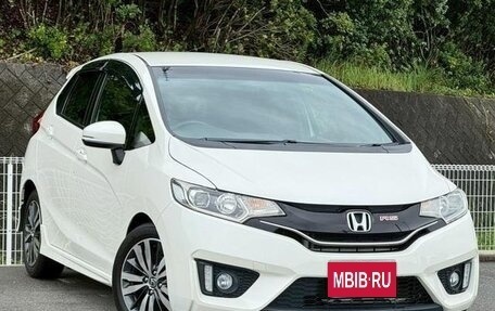 Honda Fit III, 2015 год, 698 000 рублей, 1 фотография