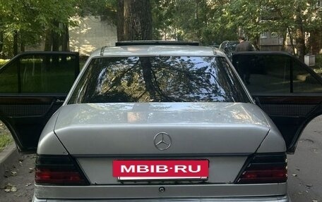 Mercedes-Benz E-Класс, 1993 год, 100 000 рублей, 3 фотография