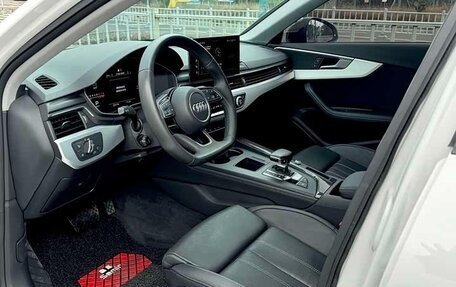 Audi A4, 2022 год, 2 350 333 рублей, 10 фотография