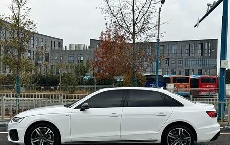 Audi A4, 2022 год, 2 350 333 рублей, 5 фотография