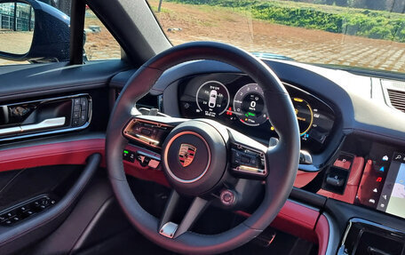 Porsche Panamera, 2024 год, 20 000 000 рублей, 9 фотография