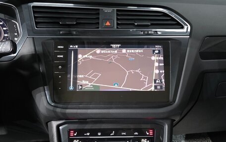 Volkswagen Tiguan II, 2022 год, 3 280 000 рублей, 17 фотография