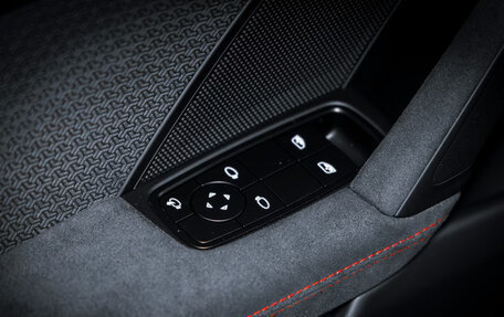 Porsche 911, 2025 год, 21 000 000 рублей, 27 фотография