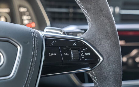 Audi RS 6, 2025 год, 17 800 000 рублей, 11 фотография