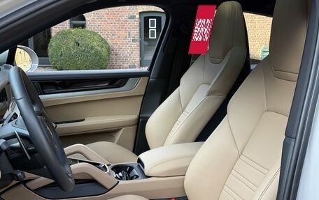 Porsche Cayenne III, 2025 год, 16 400 000 рублей, 11 фотография