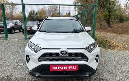 Toyota RAV4, 2020 год, 3 500 000 рублей, 2 фотография