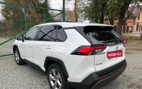 Toyota RAV4, 2020 год, 3 500 000 рублей, 10 фотография