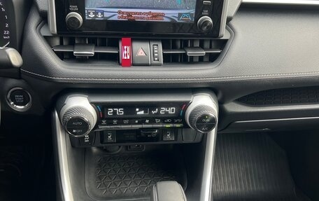 Toyota RAV4, 2020 год, 3 500 000 рублей, 28 фотография