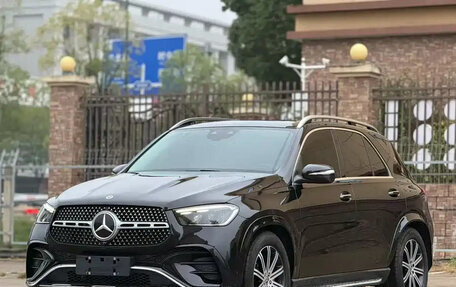 Mercedes-Benz GLE, 2025 год, 9 300 000 рублей, 1 фотография