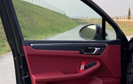 Porsche Macan I рестайлинг, 2025 год, 11 770 000 рублей, 7 фотография