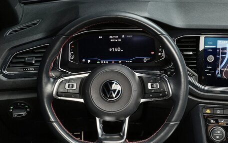 Volkswagen T-Roc I, 2021 год, 2 230 000 рублей, 11 фотография