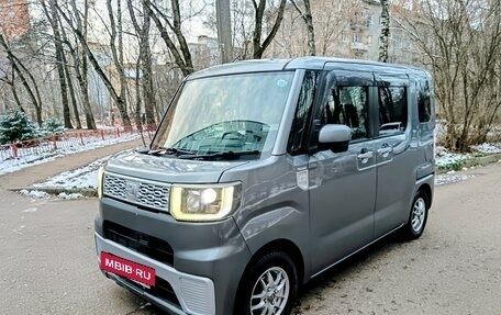 Daihatsu Wake I, 2015 год, 680 000 рублей, 3 фотография